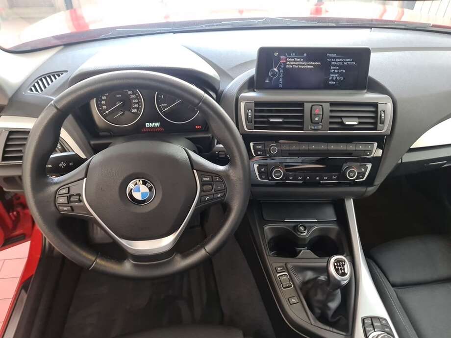 BMW 118i (Bild 24/24)
