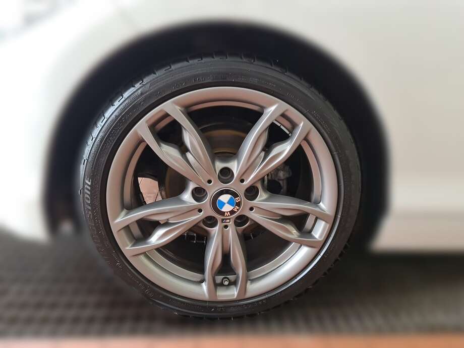 BMW 118i (Bild 9/24)