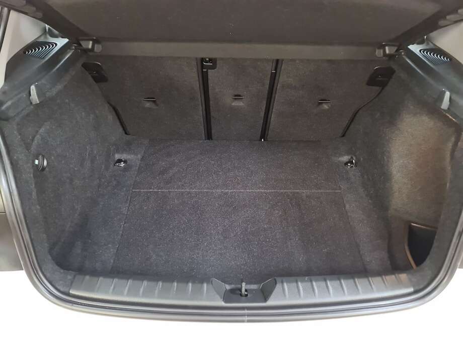 BMW 118i (Bild 20/24)