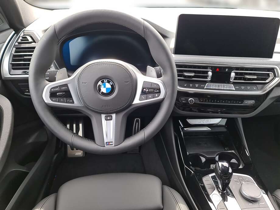 BMW X3 (Bild 13/24)