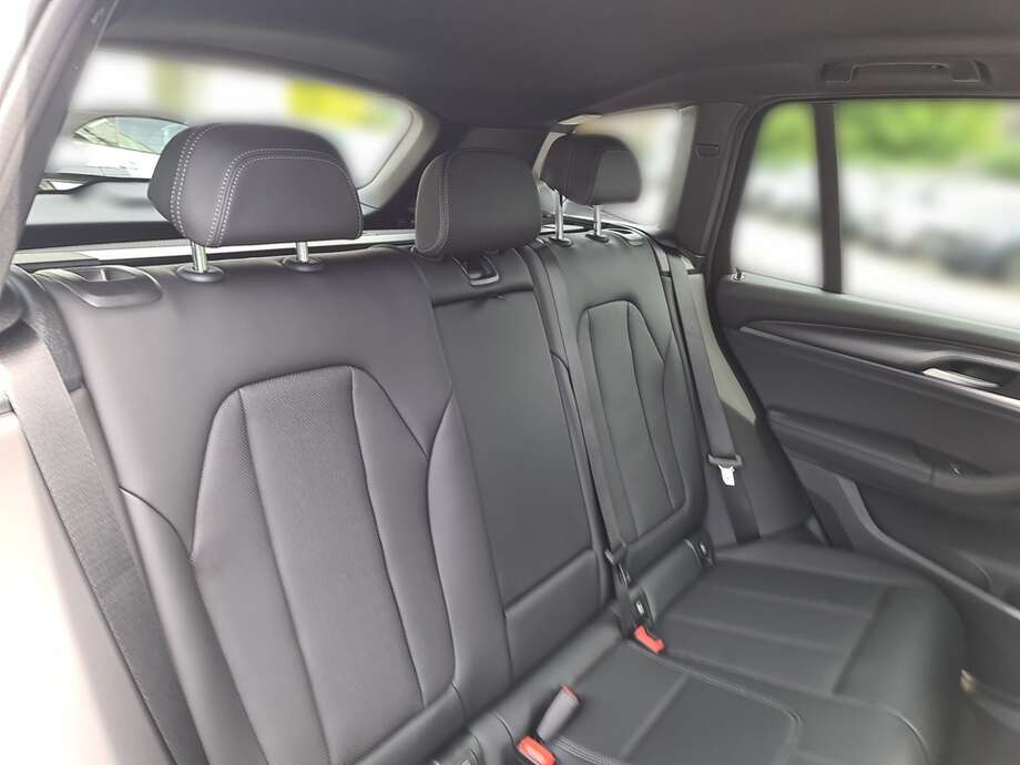 BMW X3 (Bild 18/24)