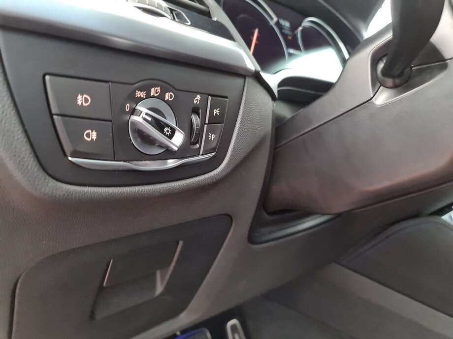 BMW X4 (Bild 24/25)