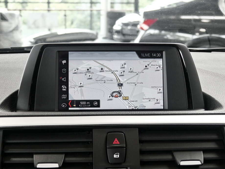 BMW 220i (Bild 9/15)