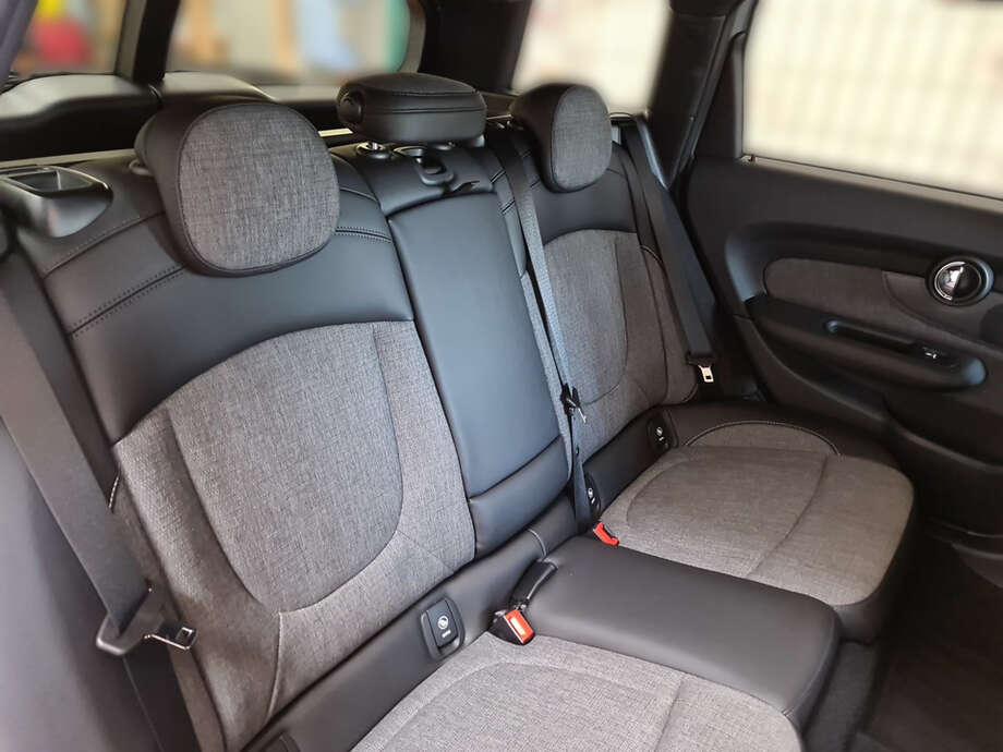 MINI Cooper D Clubman (Bild 19/25)