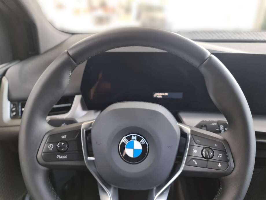 BMW 218 Active Tourer (Bild 14/24)