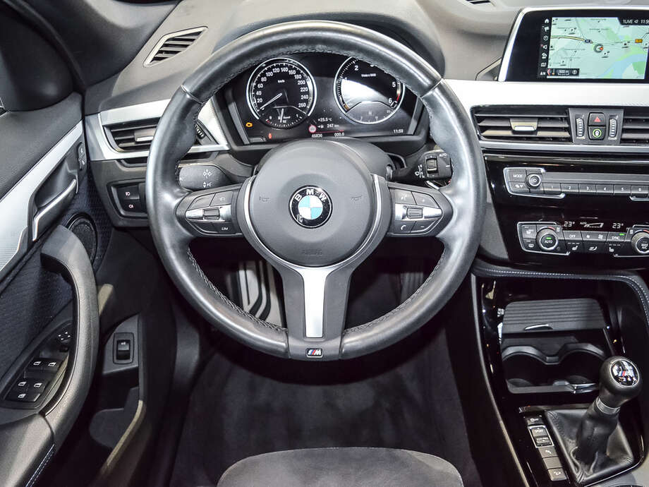 BMW X1 (Bild 10/18)