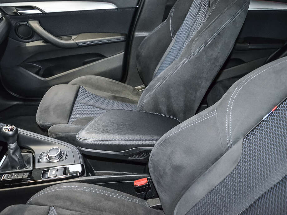 BMW X1 (Bild 13/18)