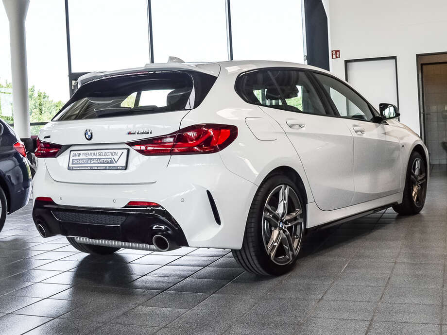 BMW M135i (Bild 2/18)