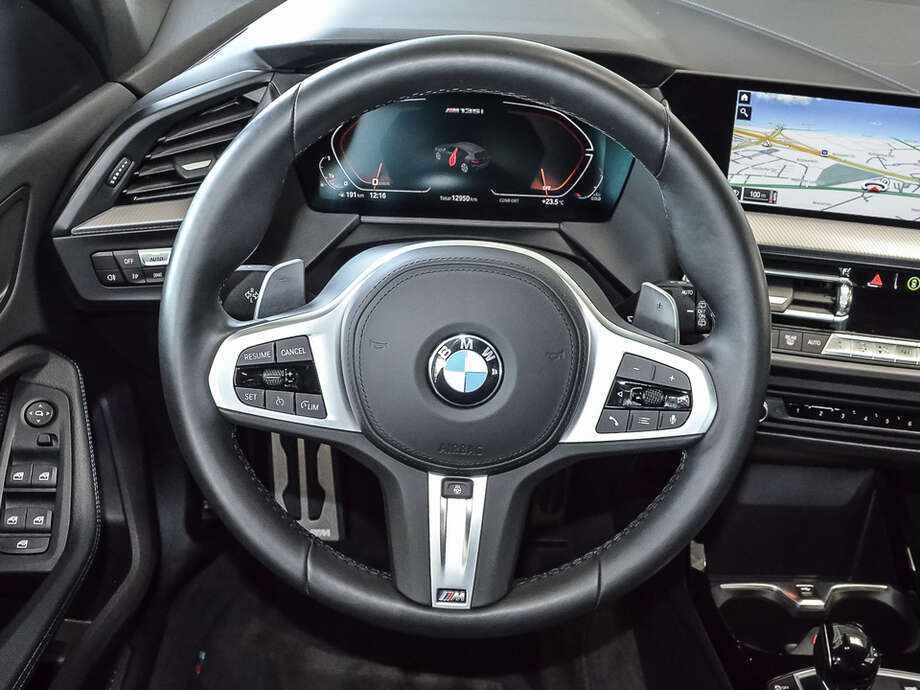 BMW M135i (Bild 10/18)