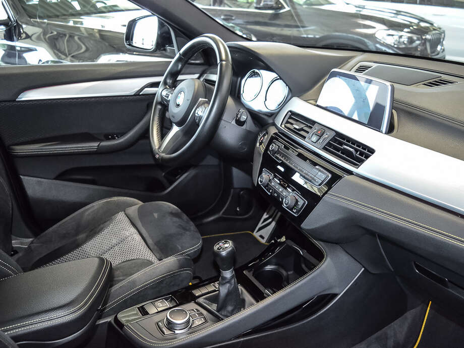 BMW X2 (Bild 7/18)