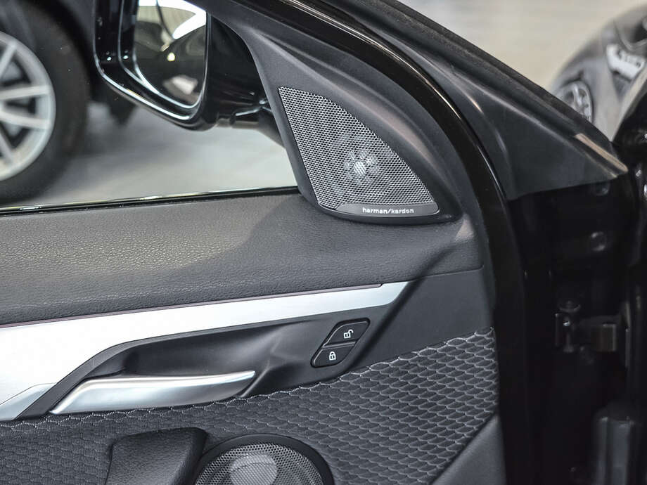 BMW X2 (Bild 16/18)
