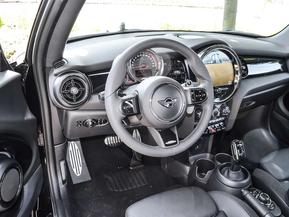 MINI John Cooper Works Cabrio (Bild 5/15)