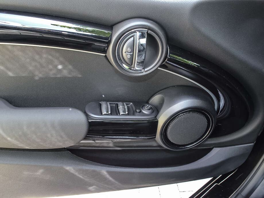 MINI John Cooper Works Cabrio (Bild 11/15)