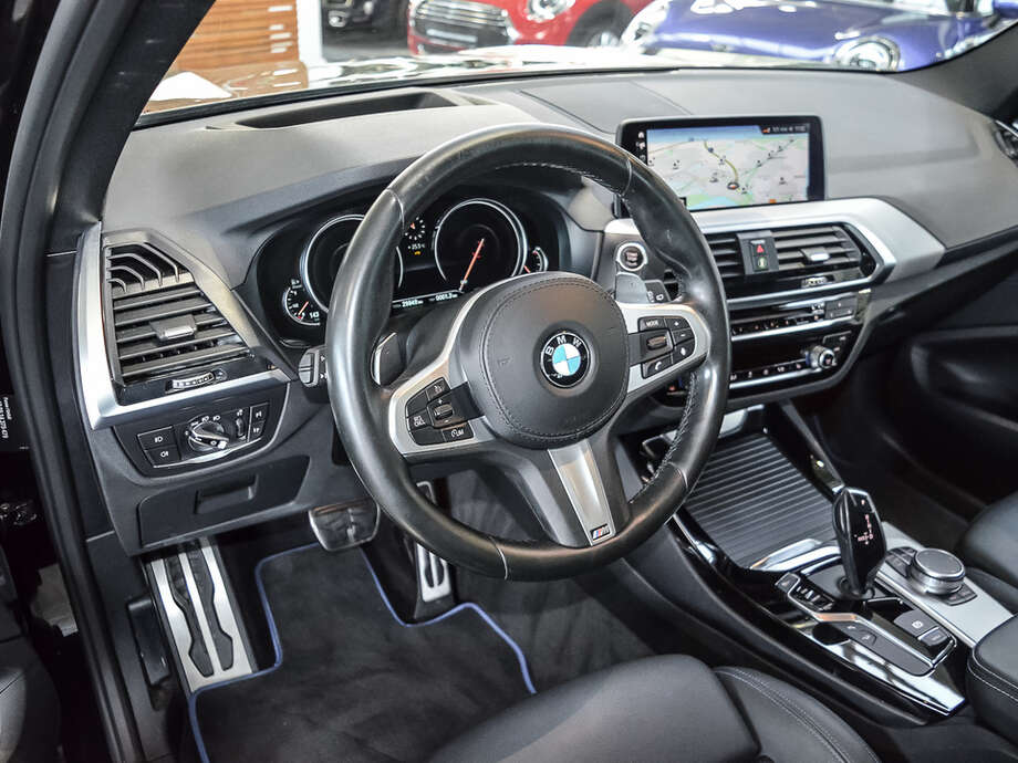 BMW X3 (Bild 8/19)