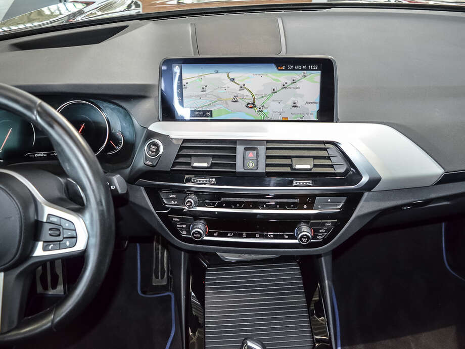 BMW X3 (Bild 11/19)