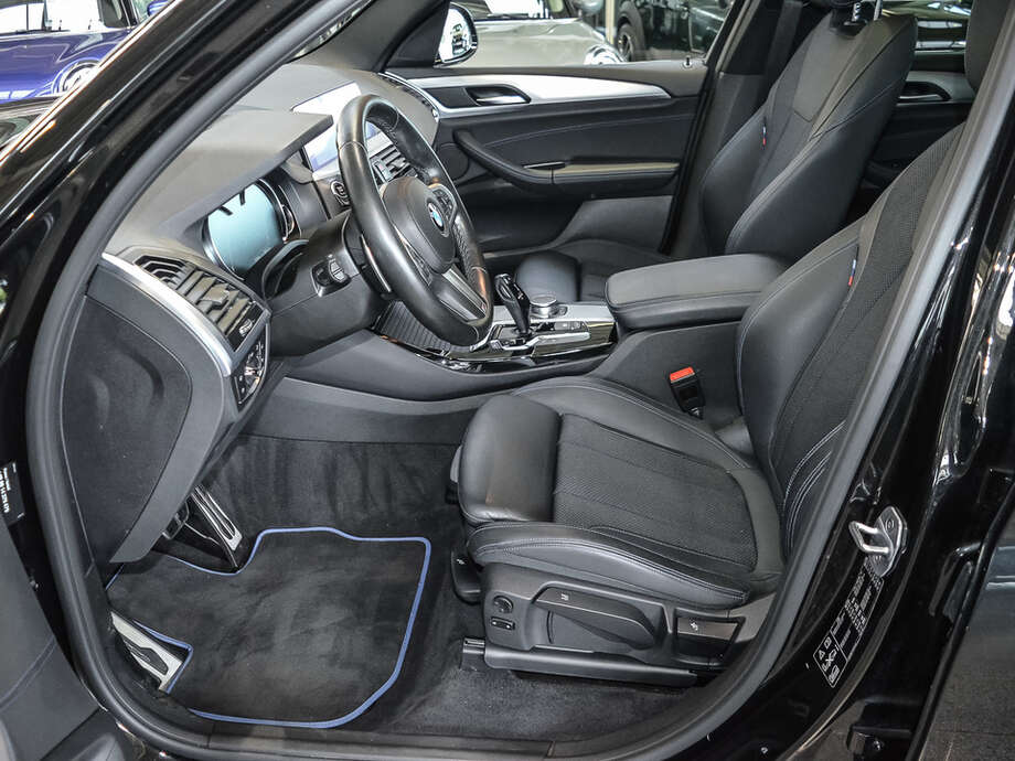 BMW X3 (Bild 14/19)
