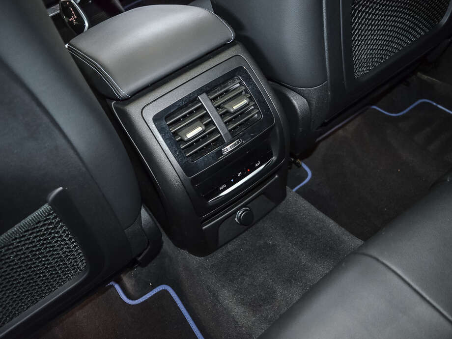 BMW X3 (Bild 18/19)
