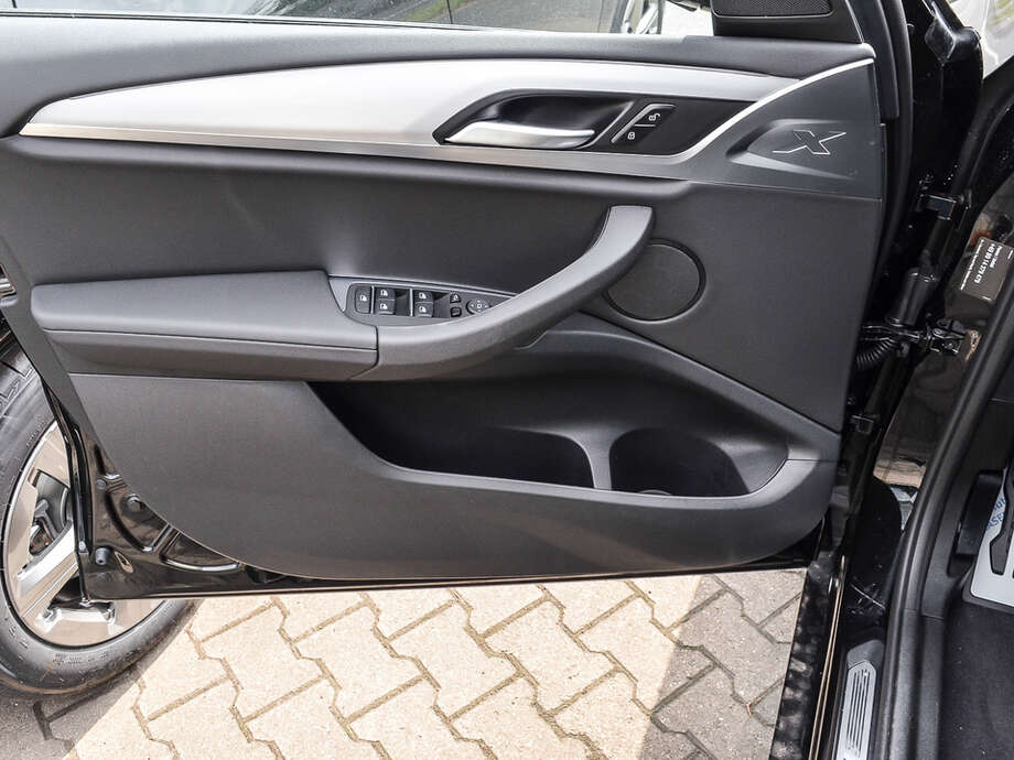 BMW X3 (Bild 13/19)