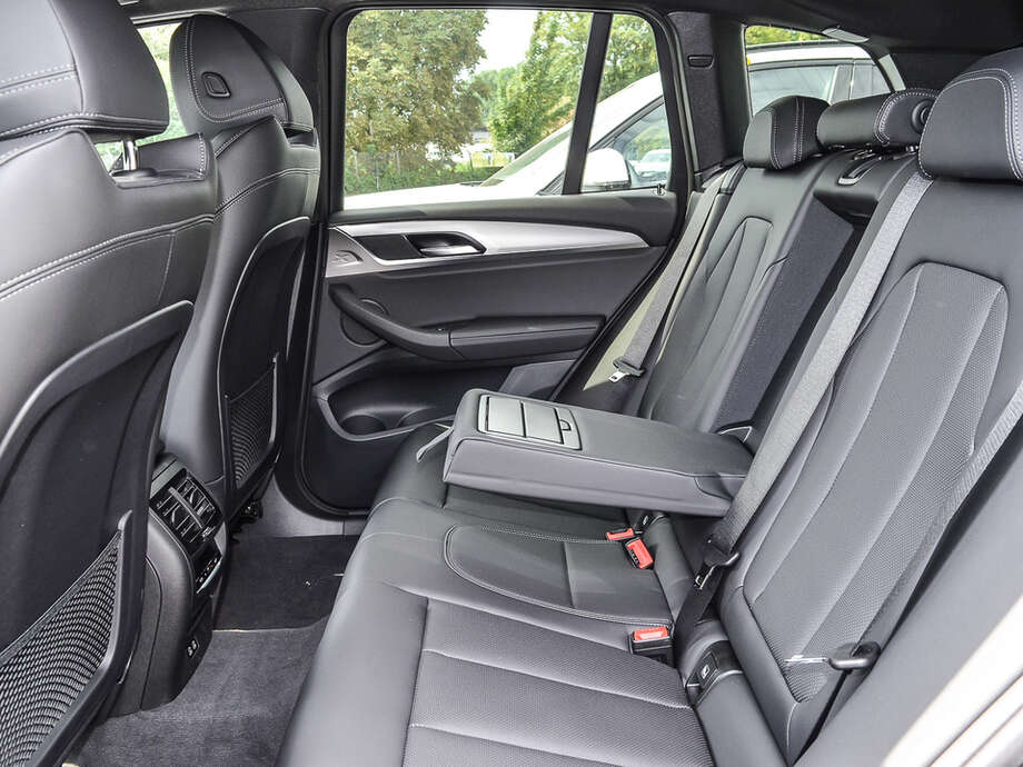 BMW X3 (Bild 17/19)