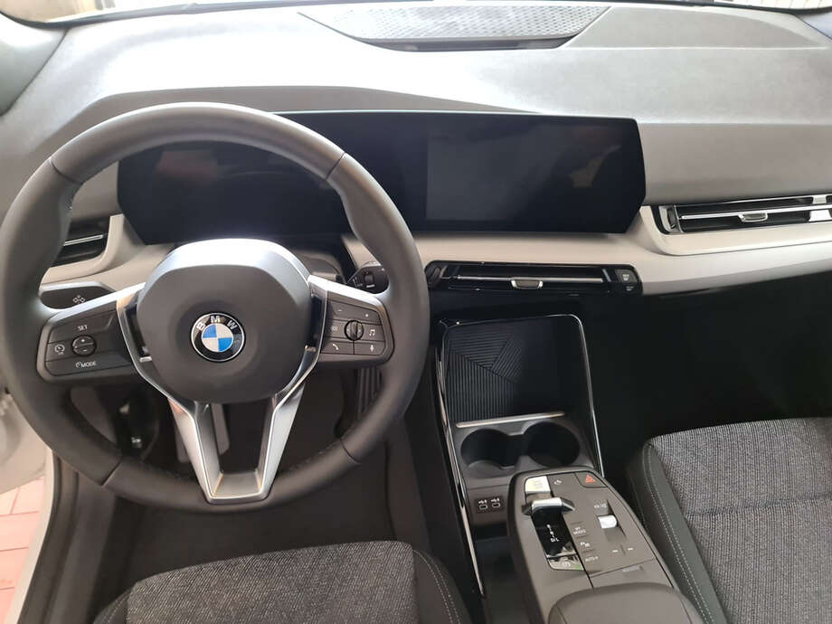 BMW 218 Active Tourer (Bild 24/24)