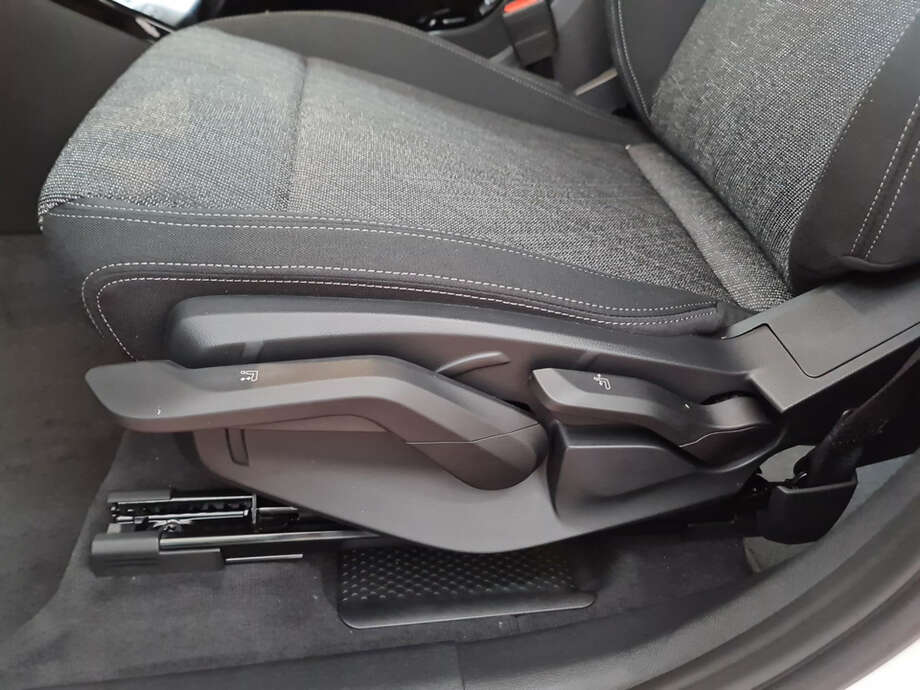 BMW 218 Active Tourer (Bild 17/24)