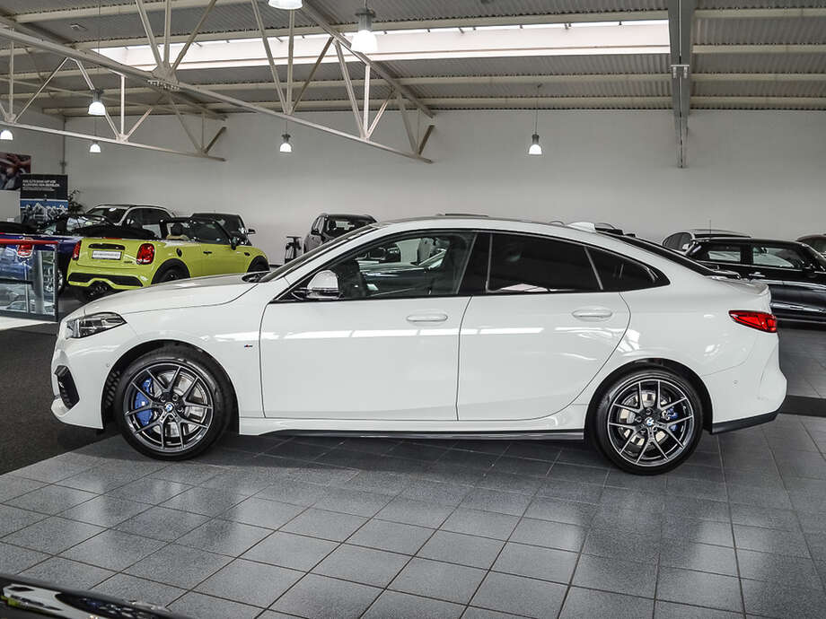 BMW 2er Gran Coupé (Bild 4/19)