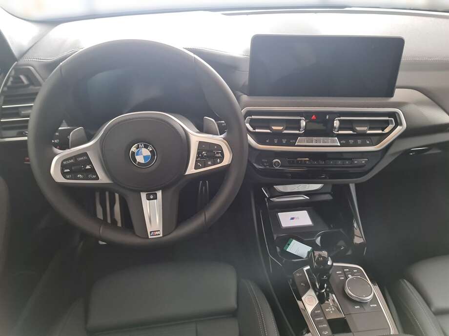BMW X3 (Bild 12/24)