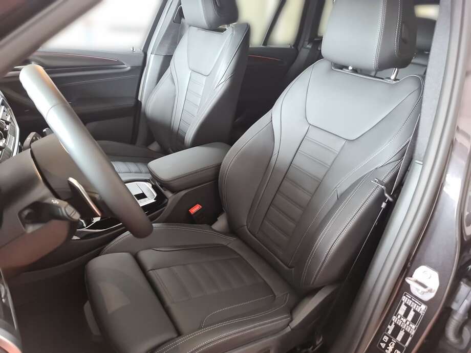 BMW X3 (Bild 16/24)
