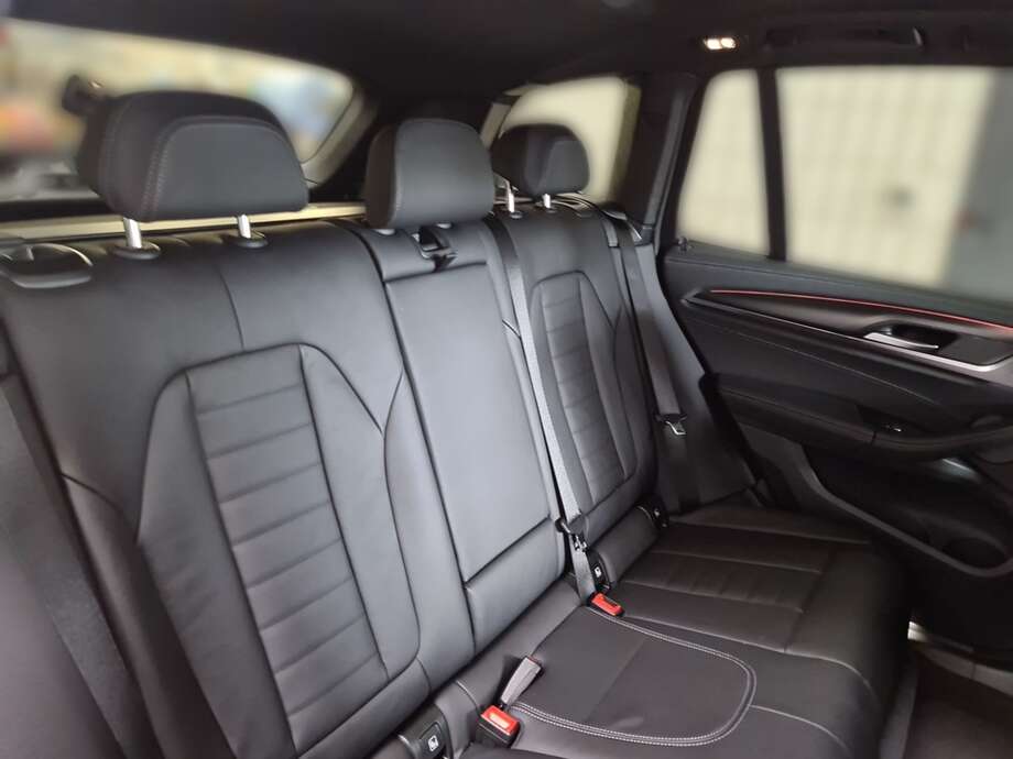 BMW X3 (Bild 18/24)