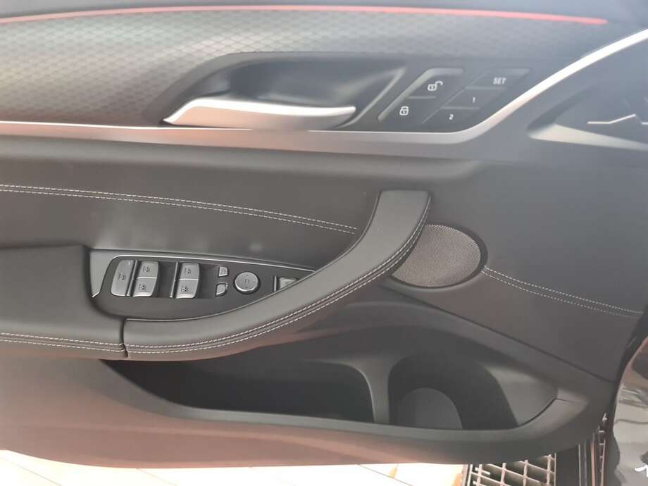 BMW X3 (Bild 22/24)