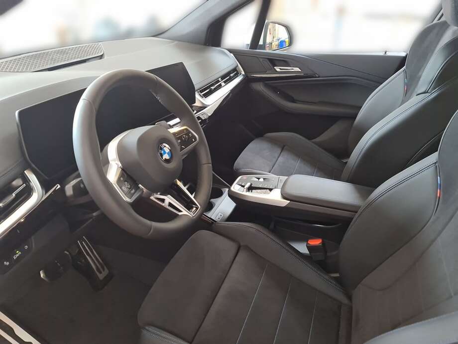 BMW 218 Active Tourer (Bild 10/24)