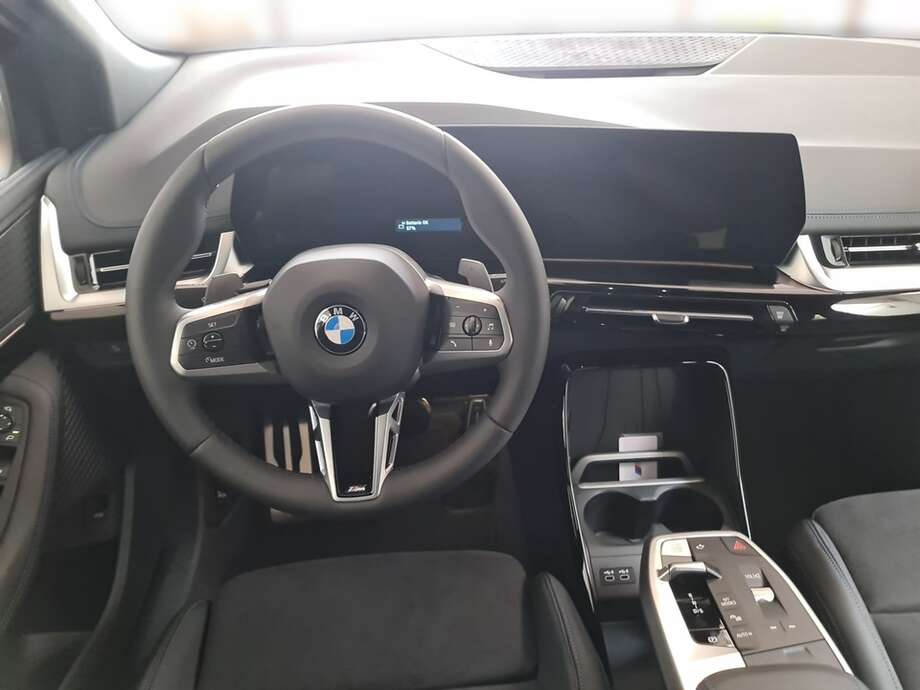 BMW 218 Active Tourer (Bild 11/24)