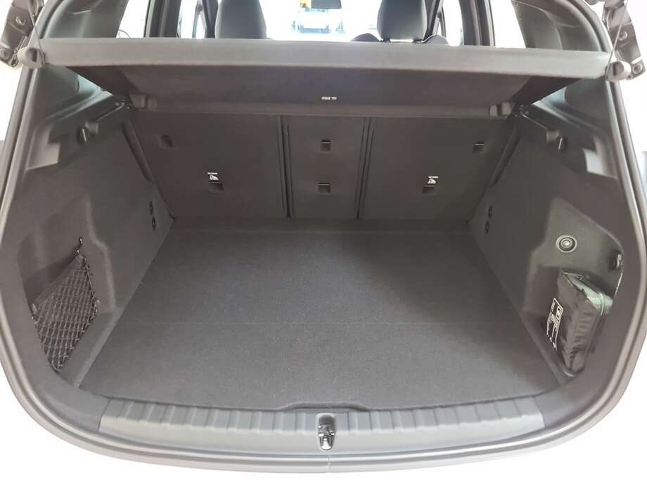 BMW 218 Active Tourer (Bild 20/24)