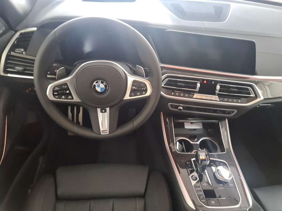 BMW X5 (Bild 12/24)