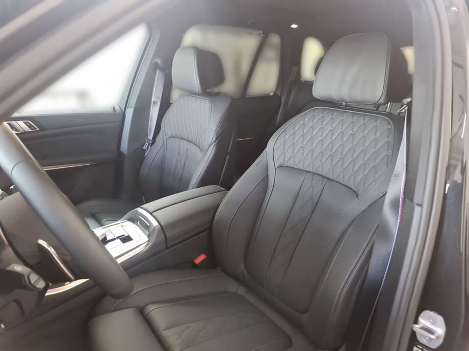 BMW X5 (Bild 16/24)