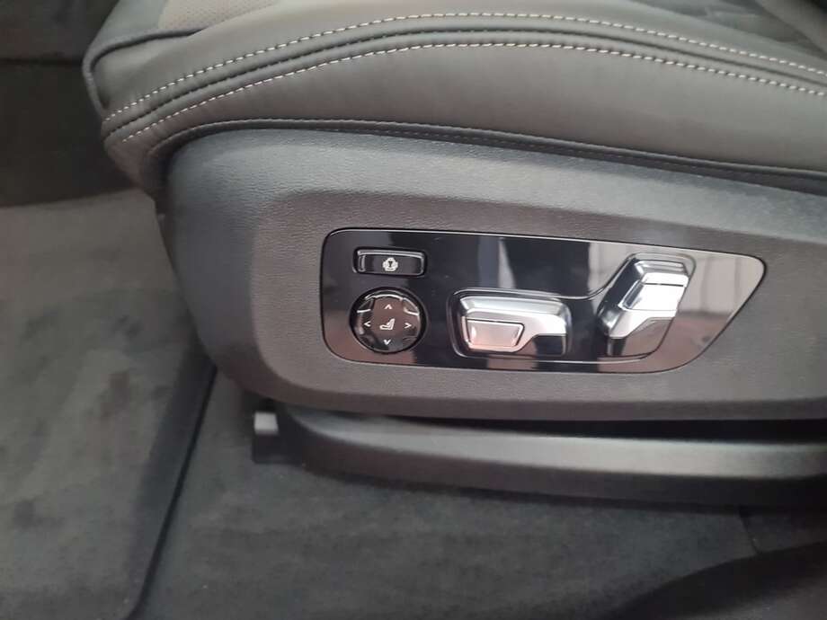 BMW X5 (Bild 17/24)