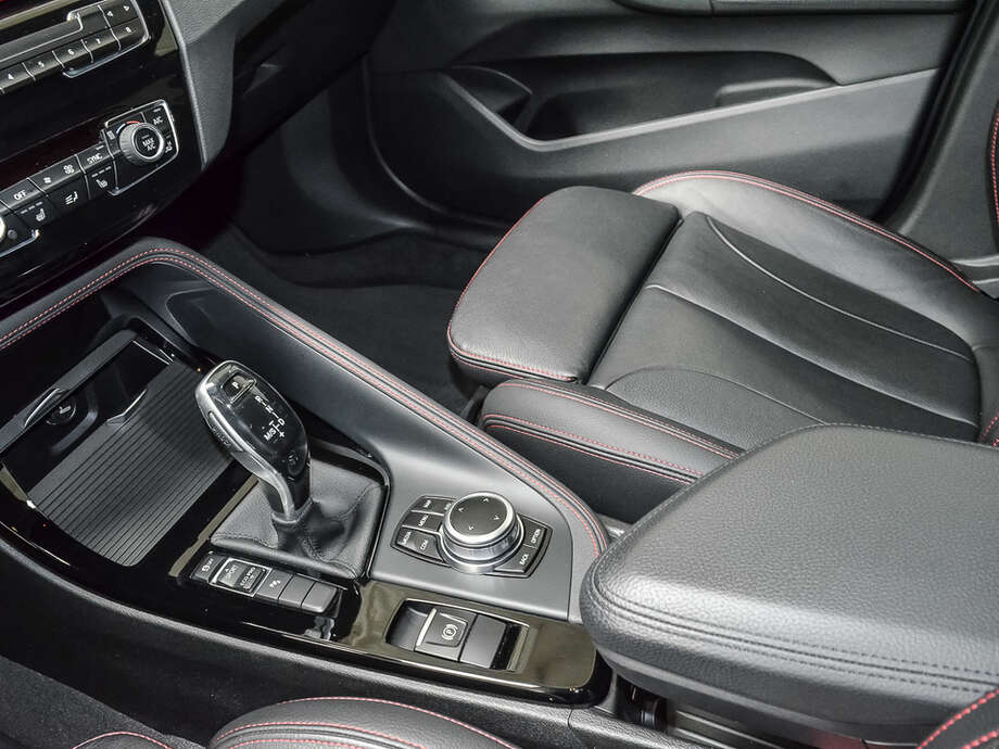 BMW X1 (Bild 12/18)