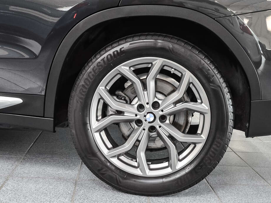 BMW X3 (Bild 6/17)