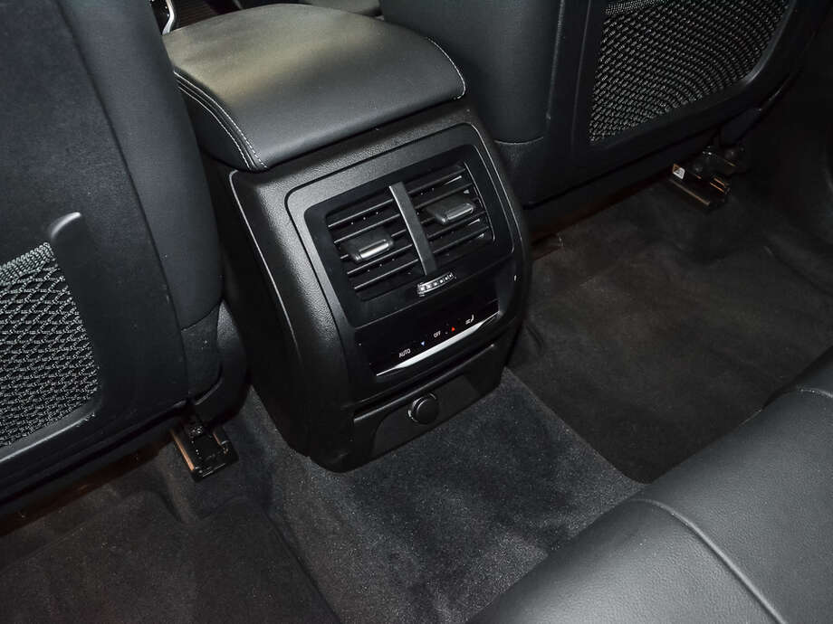 BMW X3 (Bild 16/17)
