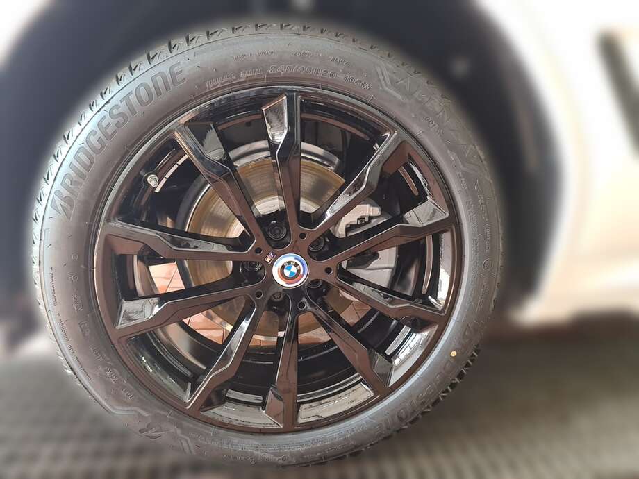 BMW X3 (Bild 9/24)