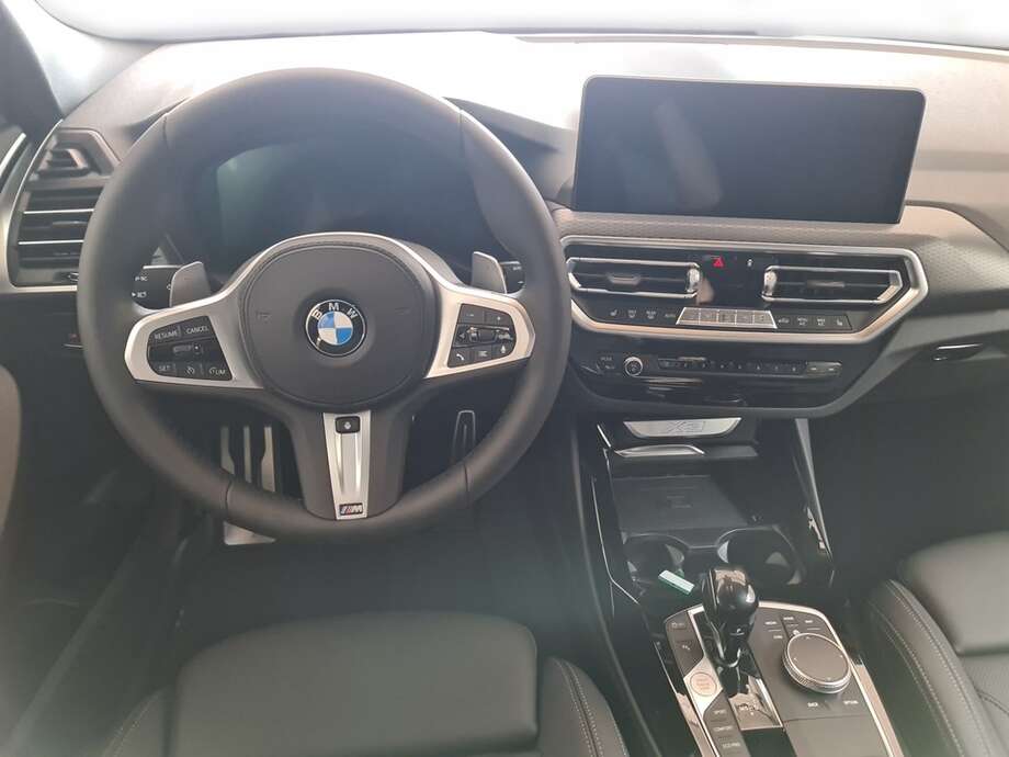 BMW X3 (Bild 12/24)