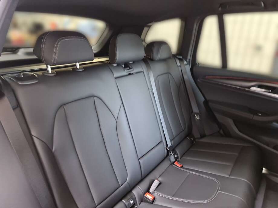 BMW X3 (Bild 18/24)