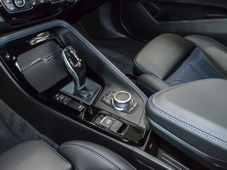 BMW X1 (Bild 12/18)