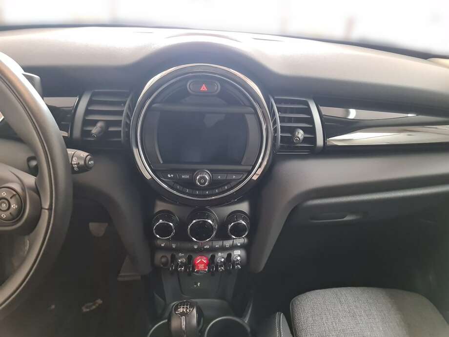 MINI Cooper (Bild 15/22)