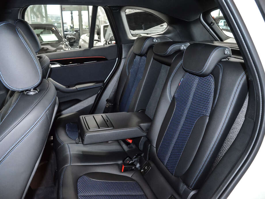 BMW X1 (Bild 18/18)