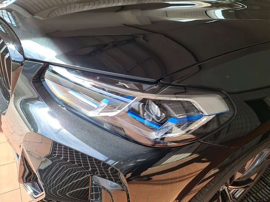 BMW X3 (Bild 8/24)
