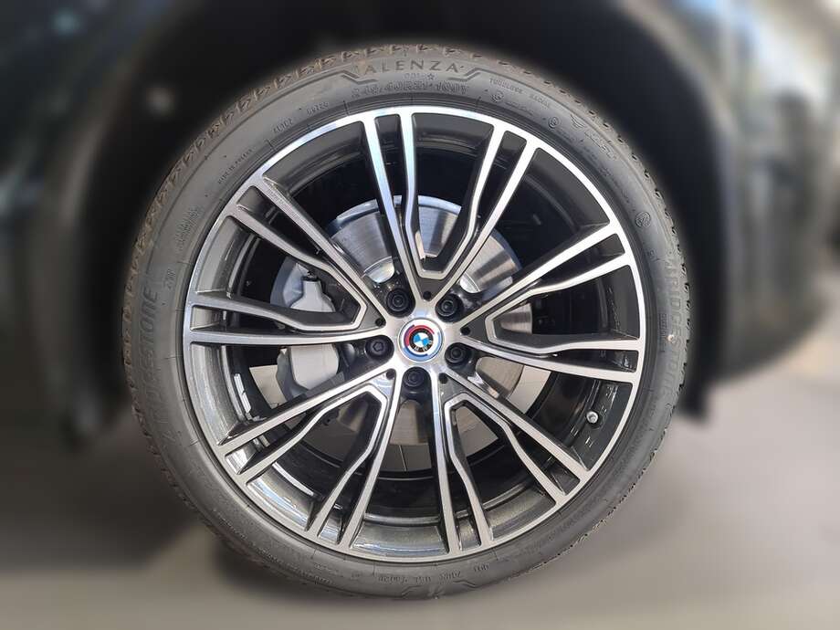 BMW X3 (Bild 9/24)