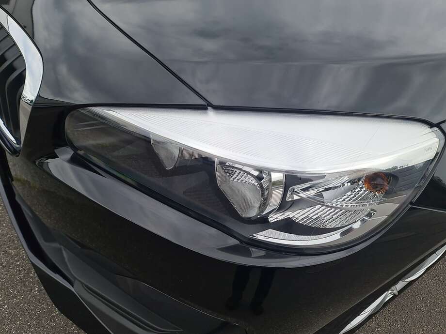 BMW 218 Gran Tourer (Bild 8/24)