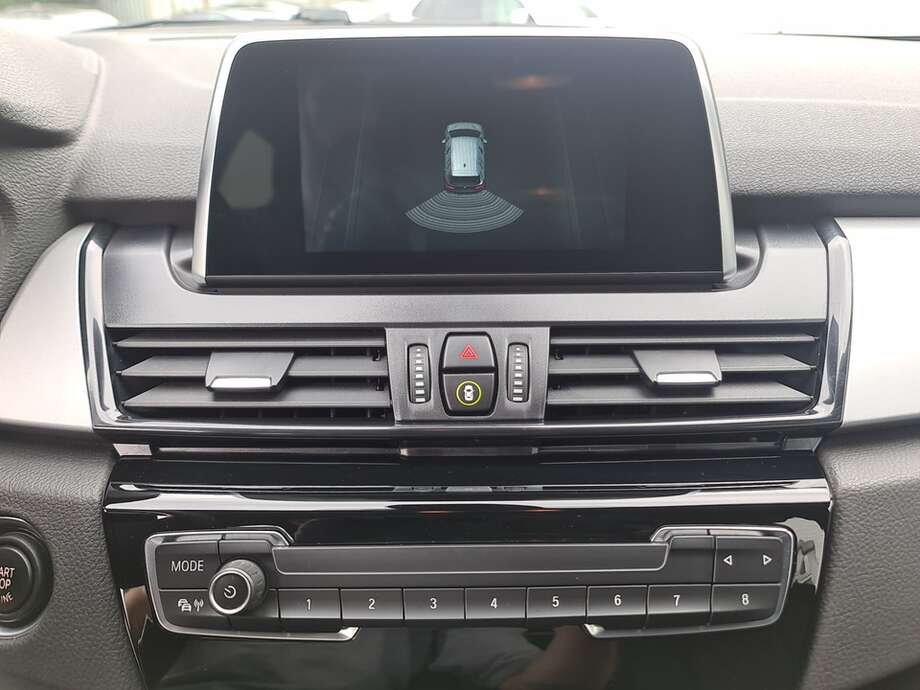 BMW 218 Gran Tourer (Bild 23/24)