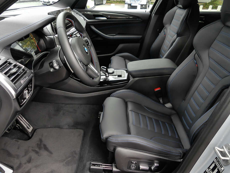 BMW X3 (Bild 9/15)